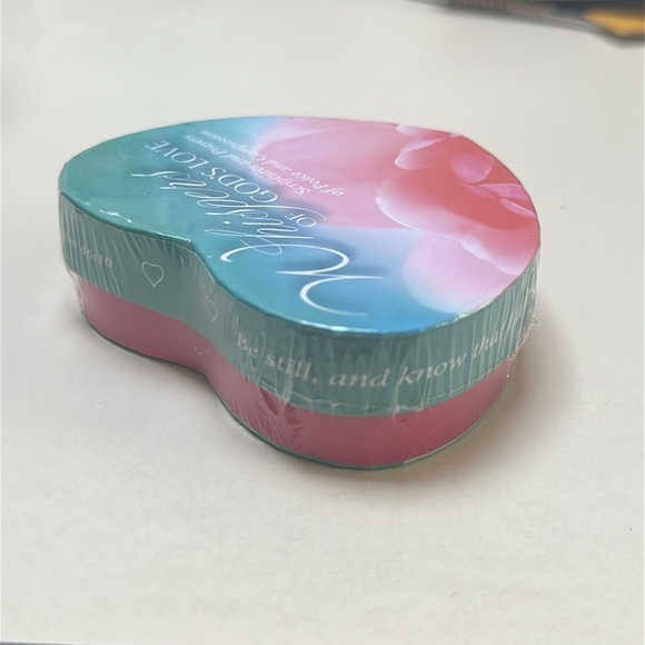 ❤️🆕 Whispers of God's Love: Scriptures and Prayers of Peace & Compassion cards - Picture 5 of 5